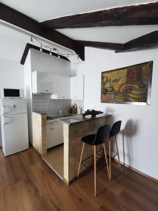 Loft Apartment พูลา ภายนอก รูปภาพ